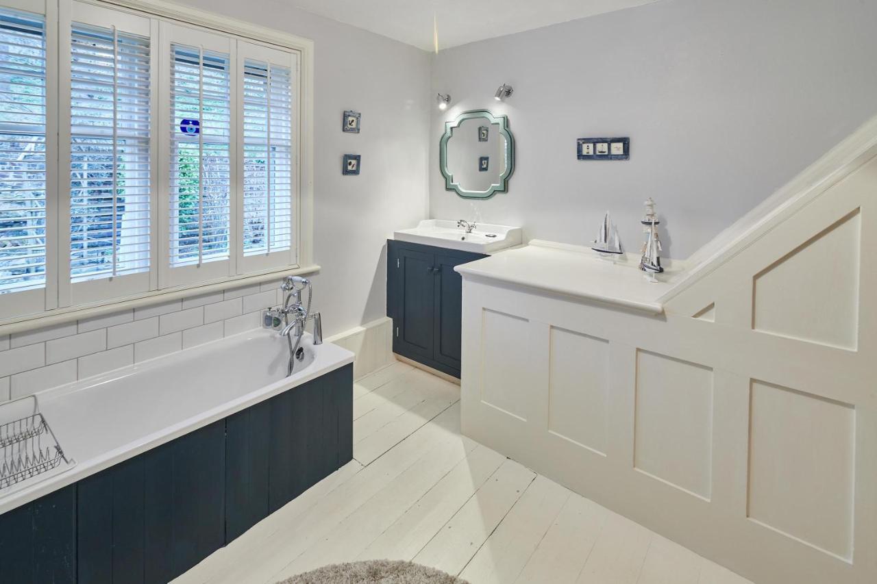 Host & Stay - 1 Coastguard Cottages Σκάρμπορο Εξωτερικό φωτογραφία